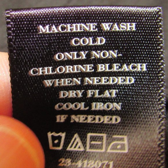 *3 for $25* Ann Taylor Gathered shell top - Picture 6 of 6